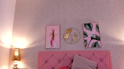 Snapshot of ginger_violetta chatting on 01-18-25, 10:39 Ginger online show from 01-18-25, 10:39