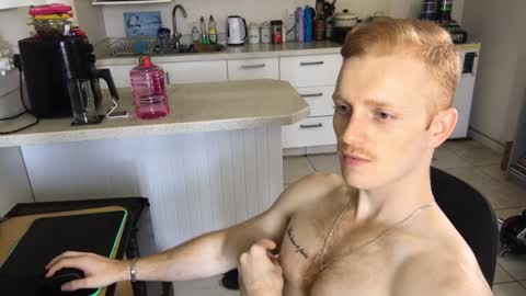 Snapshot of gingerboy_69 chatting on 01-29-25, 10:16 Jay online show from 01-29-25, 10:16