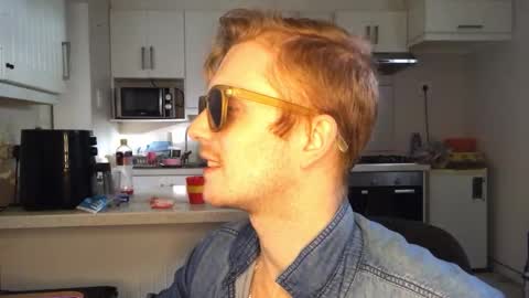 Snapshot of gingerboy_69 chatting on 12-04-25, 04:00 Jay online show from 12-04-25, 04:00