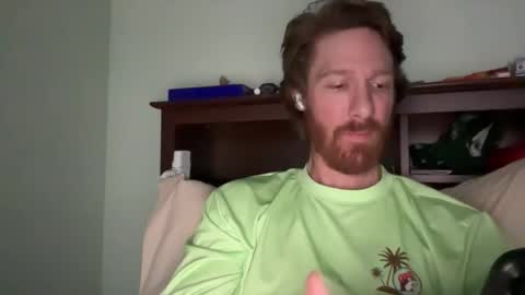 Snapshot of gingermania10 chatting on 11-15-25, 04:21 gingermania10 online show from 11-15-25, 04:21