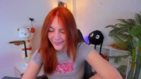 gingerr_pie online show from 10-21-25, 07:03