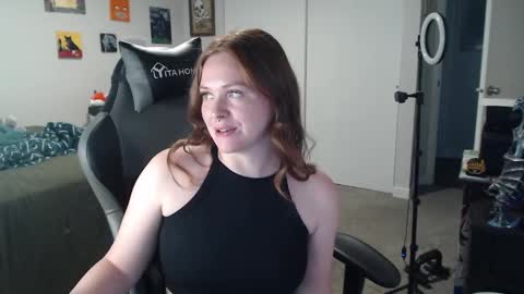 Snapshot of gingervial chatting on 09-26-25, 10:47 gingervial online show from 09-26-25, 10:47