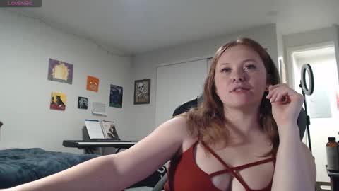 Snapshot of gingervial chatting on 10-11-25, 04:22 gingervial online show from 10-11-25, 04:22