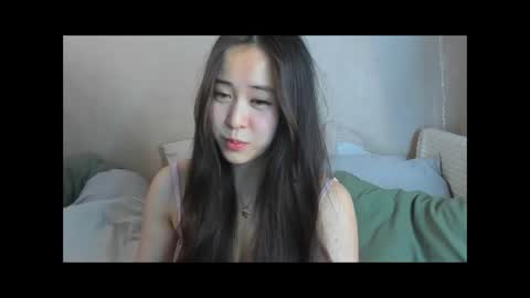 Snapshot of ginnycherry chatting on 11-09-25, 06:06 Ginny online show from 11-09-25, 06:06