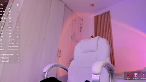 Kendall online show from 12-05-24, 04:34