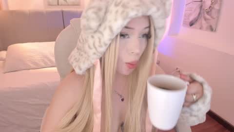 Kendall online show from 01-13-25, 02:42