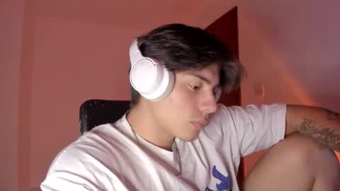 Snapshot of gio_russo chatting on 10-11-25, 09:02 GioRusso online show from 10-11-25, 09:02