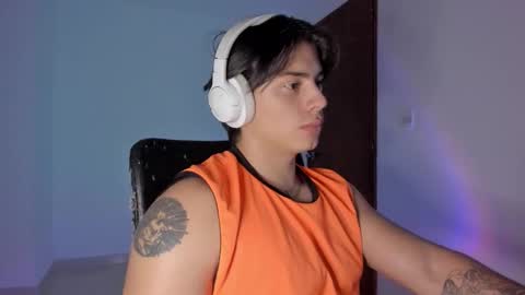 Snapshot of gio_russo chatting on 11-20-25, 11:59 GioRusso online show from 11-20-25, 11:59