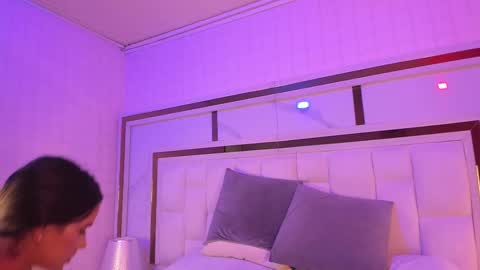 Snapshot of giorgia_13 chatting on 02-22-25, 03:01 giorgia online show from 02-22-25, 03:01