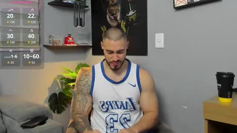 Snapshot of giorgio_leone2 chatting on 12-14-25, 03:23 Giorgio leone online show from 12-14-25, 03:23