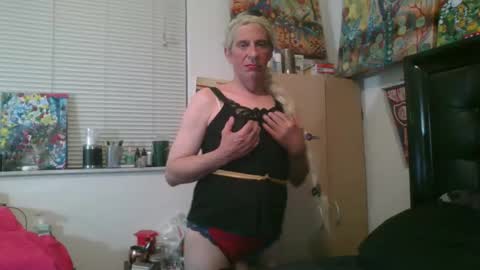 giovanna132008 online show from 10-17-25, 09:56