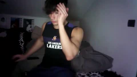 Snapshot of giovyyx chatting on 02-18-25, 01:21 giovyyx online show from 02-18-25, 01:21