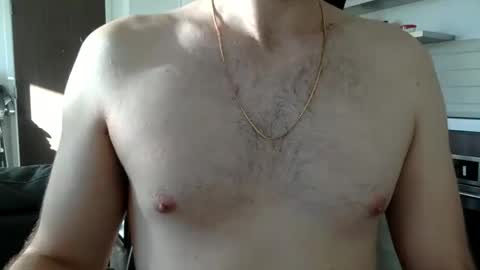 Snapshot of giraffe9715 chatting on 12-12-24, 07:37 AntEater online show from 12-12-24, 07:37