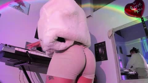 girasol1921 online show from 02-13-25, 02:12