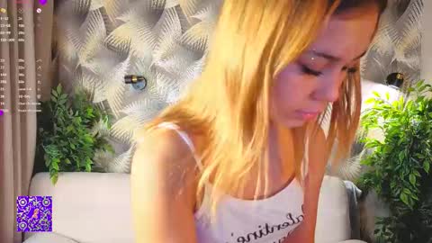 we are Lora Liza nice to meet u 3 online show from 09-15-25, 06:02