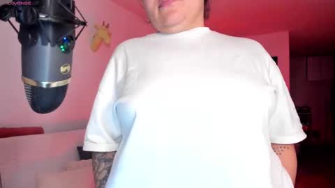 girl_inline online show from 09-17-25, 12:12