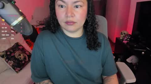 girl_inline online show from 10-14-25, 01:50