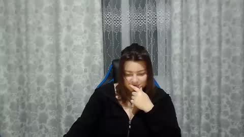 girl_leya online show from 01-28-25, 09:29