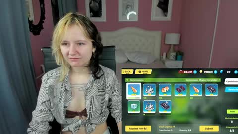 girl_next_doorr online show from 01-07-25, 12:52