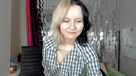 girl_next_doorr online show from 01-26-25, 06:06