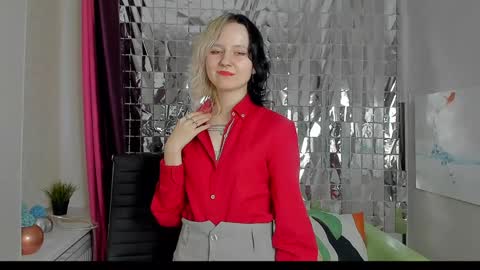 girl_next_doorr online show from 01-29-25, 03:47