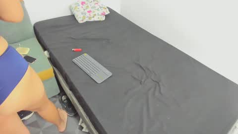 girl_sweet09 online show from 10-03-25, 10:51