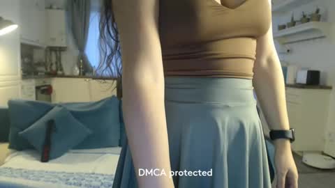 Girlfriend online show from 02-11-25, 03:18