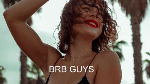 Snapshot of girlnextd00r_ chatting on 01-16-25, 04:18 Hanna online show from 01-16-25, 04:18