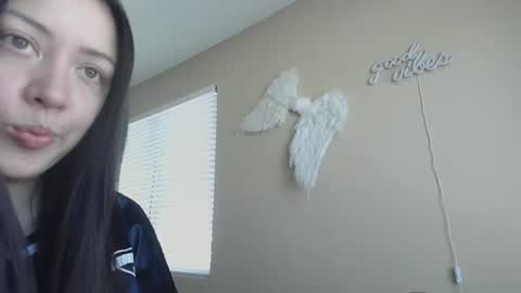 Jasmine online show from 10-21-25, 04:19