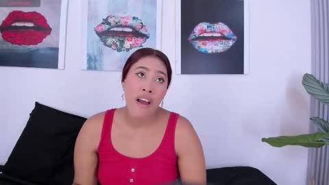 girls_inlove online show from 10-06-25, 12:02