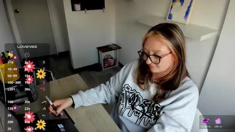 Maze    Thumbs up online show from 11-07-25, 09:48