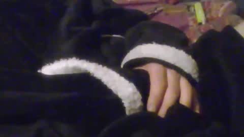 Snapshot of girlscallme666 chatting on 10-16-25, 07:04 lovegirlscallme online show from 10-16-25, 07:04