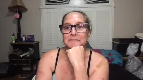 Girls Have Fun Too online show from 09-21-25, 04:14