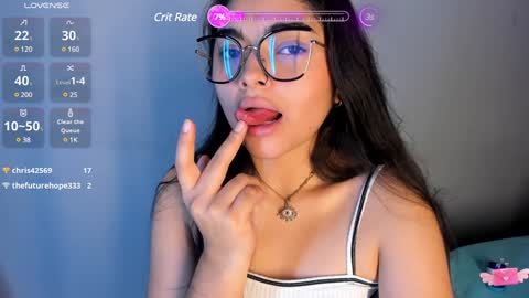     online show from 01-03-25, 03:01