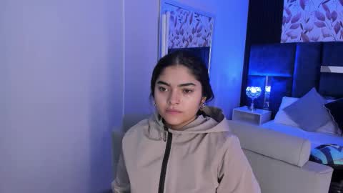     online show from 12-02-25, 10:31