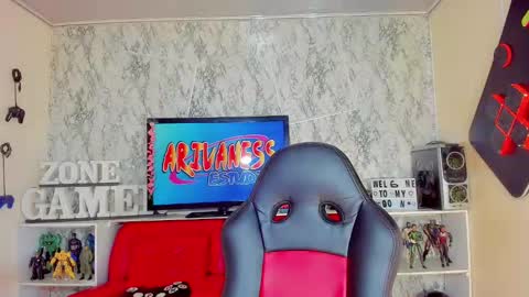 Gisel online show from 09-13-25, 07:13