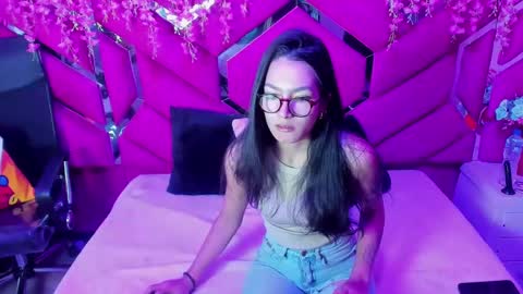 Snapshot of gisell_squirt chatting on 10-20-25, 12:27 gisell_squirt online show from 10-20-25, 12:27