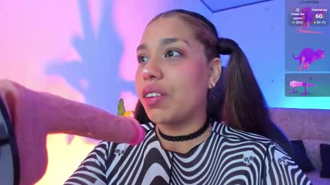 Giselle online show from 11-28-25, 04:26