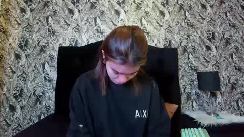 Gissel angel online show from 09-17-25, 08:32