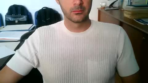 giuseppevai1 online show from 09-21-25, 09:00