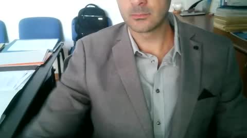 giuseppevai1 online show from 09-30-25, 07:35