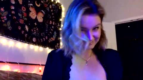 givemesweetdreams online show from 12-27-24, 01:53