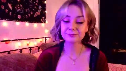 givemesweetdreams online show from 10-27-25, 07:18