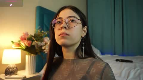 Snapshot of gizefto chatting on 11-18-25, 03:49 Agness online show from 11-18-25, 03:49