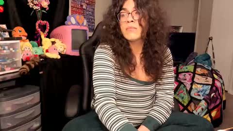 glaceon9 online show from 10-09-25, 12:08