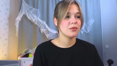 Michelle online show from 10-30-25, 03:08