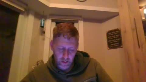 glekke89 online show from 03-05-25, 06:56