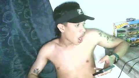 Snapshot of glen_connor_11 chatting on 12-17-25, 01:00 glen_connor_11 online show from 12-17-25, 01:00