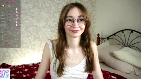 Snapshot of glennabardy chatting on 01-08-25, 02:14 Sandra online show from 01-08-25, 02:14