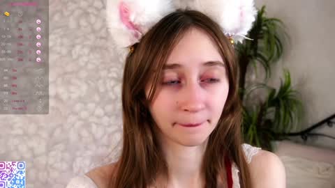 Snapshot of glennabardy chatting on 01-14-25, 05:12 Sandra online show from 01-14-25, 05:12